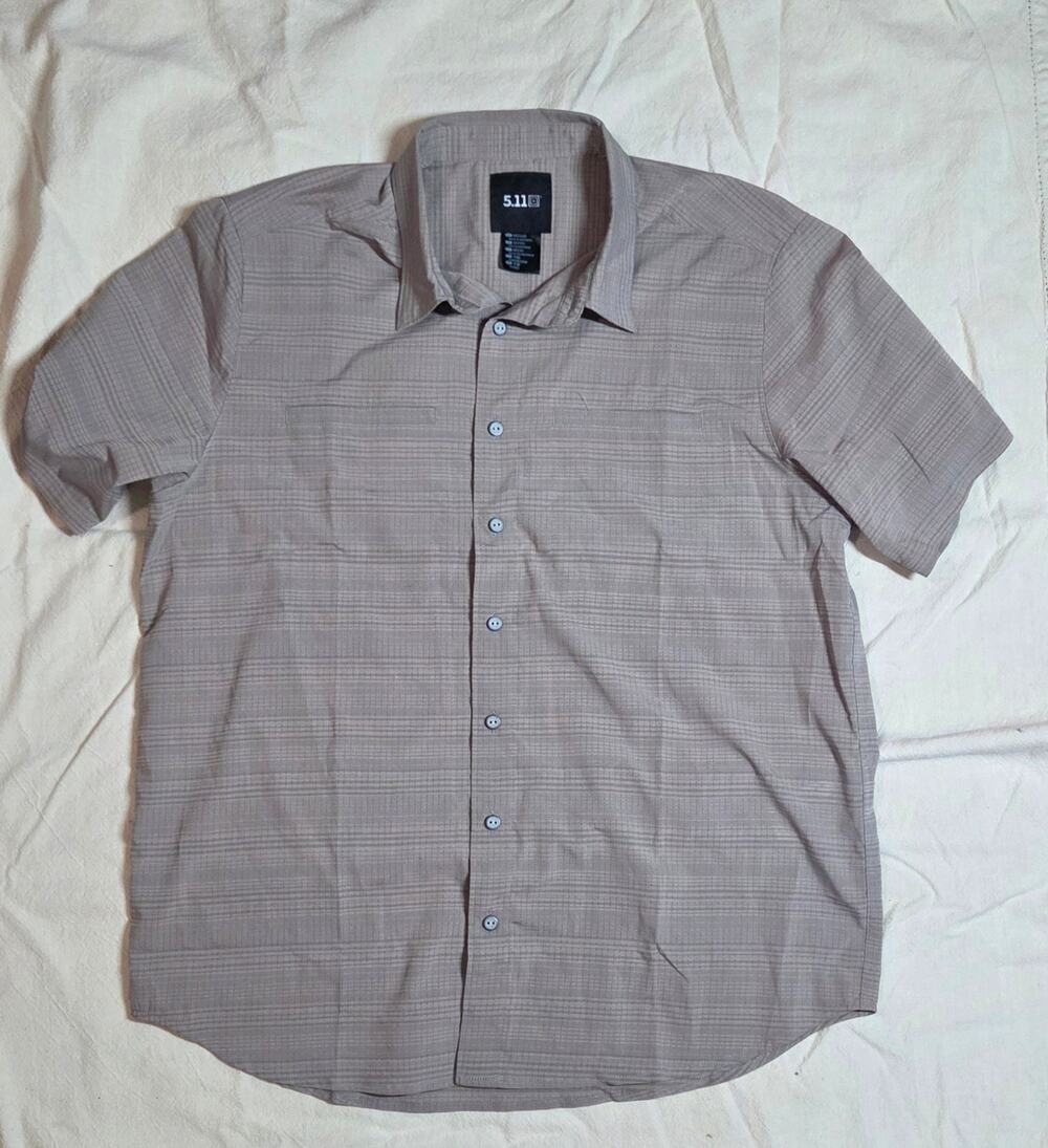 5.11 Tactical Men's Medium Short-Sleeve Plaid Button-Up Utility Shirt - Tan